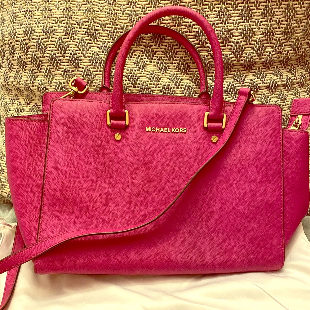 Michael Kors Selma Bag